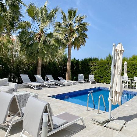 Luxury Villa Roma Near The Beach Coral Bay Exterior photo