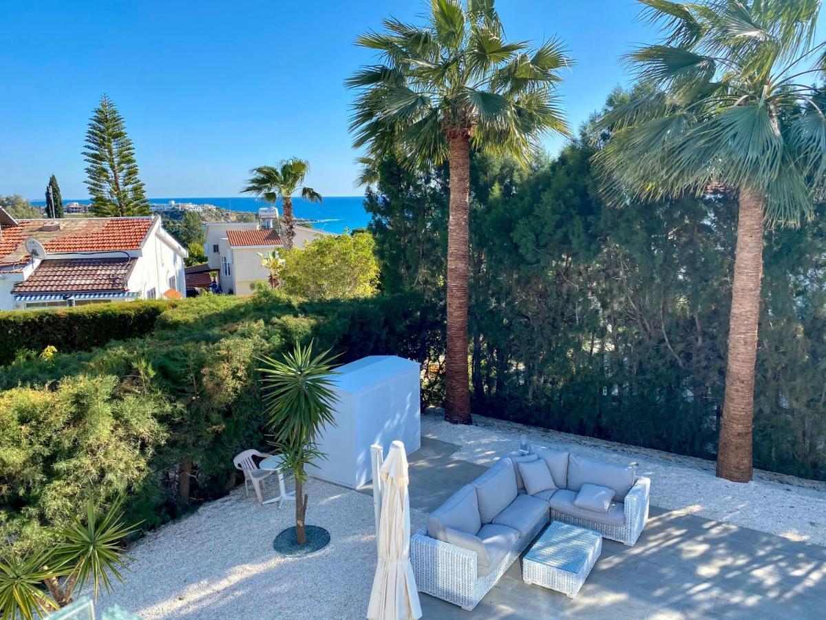 Luxury Villa Roma Near The Beach Coral Bay Exterior photo